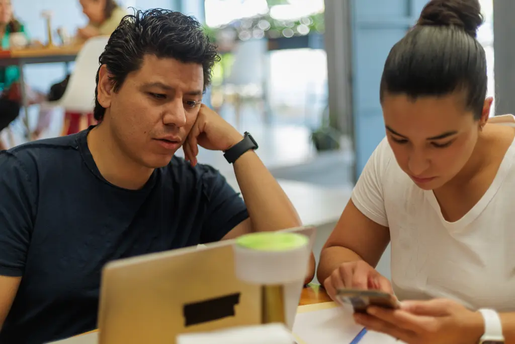 Riesgos de proyectos invisibles: 7 señales que los dashboards pueden detectar a tiempo Riesgos de proyectos invisibles: 7 señales que los dashboards pueden detectar a tiempo