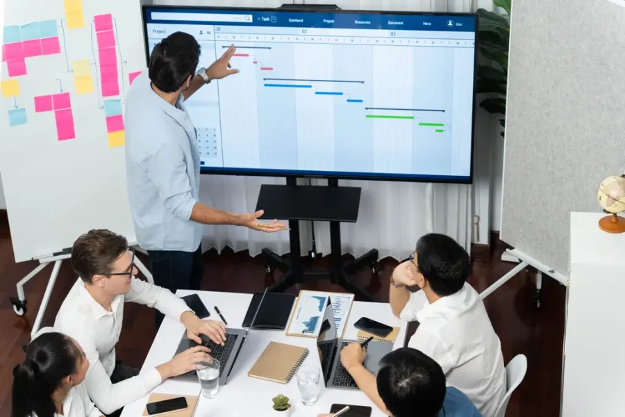 Software de seguimiento de ventas: lo que los límites WIP en Kanban revelan sobre tu pipeline estancado