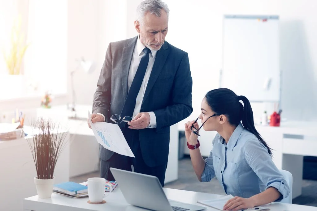 Comunicación de flujo de trabajo: descubre los 6 signos críticos de estancamiento y sus soluciones Comunicación de flujo de trabajo: descubre los 6 signos críticos de estancamiento y sus soluciones