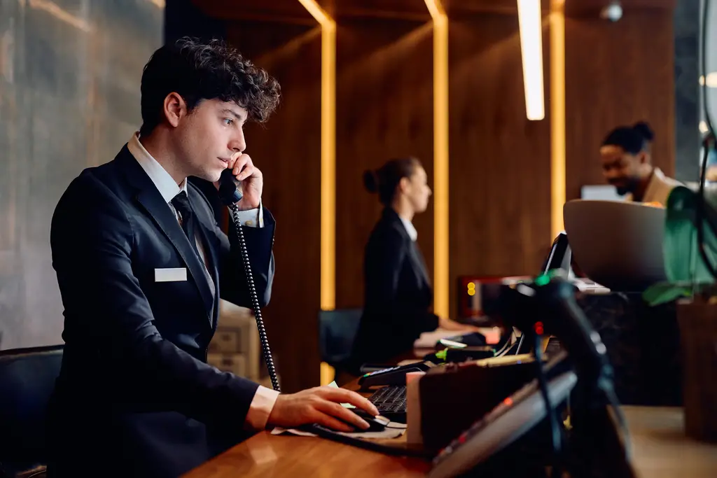 Ciberseguridad fácil para hoteles: pasos prácticos para proteger tu propiedad Ciberseguridad fácil para hoteles: pasos prácticos para proteger tu propiedad
