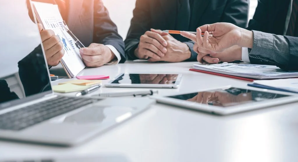 Automatizando el Ingreso de Datos con Tecnología CRM Avanzada
